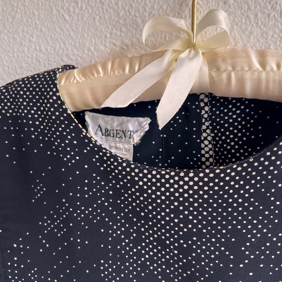 Vintage 1980s Black Abstract Polka Dot Print Silk Dress (M/L) - Picture 7 of 11